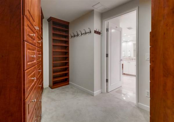 1101 1st Street, Coronado, California, United States 92118, 2 Bedrooms Bedrooms, ,1 BathroomBathrooms,For sale,1st Street,200010721