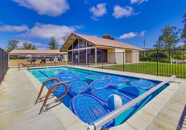 18218 Paradise Mountain Rd, Valley Center, California, United States 92082, 3 Bedrooms Bedrooms, ,For sale,Paradise Mountain Rd,200010756