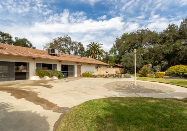 3909 Reche Rd, Fallbrook, California, United States 92028, 2 Bedrooms Bedrooms, ,For sale,Reche Rd,200010859