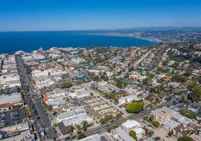 1056 Pearl Street, La Jolla, California, United States 92037, 3 Bedrooms Bedrooms, ,For sale,Pearl Street,200010874