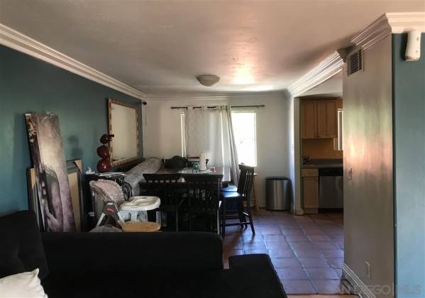 9948 San Juan St., Spring Valley, California, United States 91977, 3 Bedrooms Bedrooms, ,For sale,San Juan St.,200010924