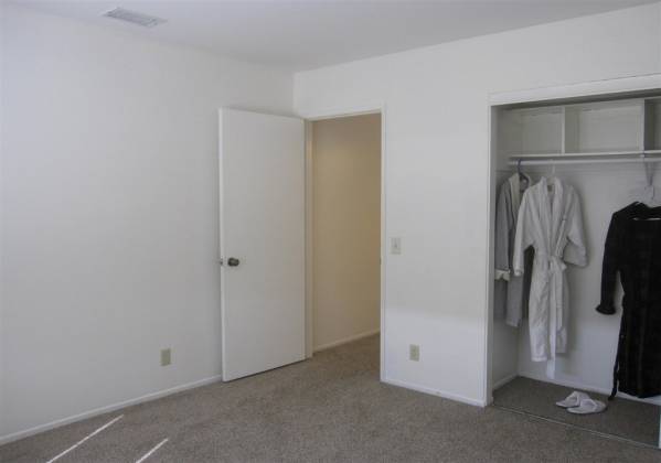 1047 Plover Way, Oceanside, California, United States 92057, 2 Bedrooms Bedrooms, ,For sale,Plover Way,200010938