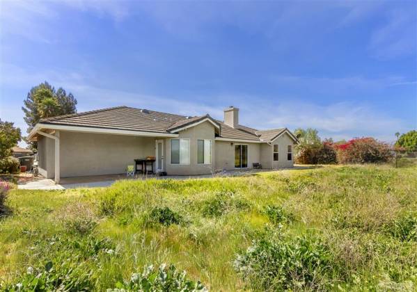 745 Fig St, Fallbrook, California, United States 92028, 3 Bedrooms Bedrooms, ,For sale,Fig St,200011001