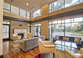 700 Harbor Dr, San Diego, California, United States 92101, 2 Bedrooms Bedrooms, ,For sale,Harbor Dr,200011032