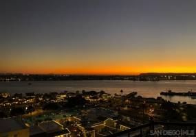 700 Harbor Dr, San Diego, California, United States 92101, 2 Bedrooms Bedrooms, ,For sale,Harbor Dr,200011032