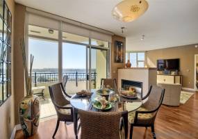 700 Harbor Dr, San Diego, California, United States 92101, 2 Bedrooms Bedrooms, ,For sale,Harbor Dr,200011032