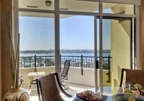 700 Harbor Dr, San Diego, California, United States 92101, 2 Bedrooms Bedrooms, ,For sale,Harbor Dr,200011032