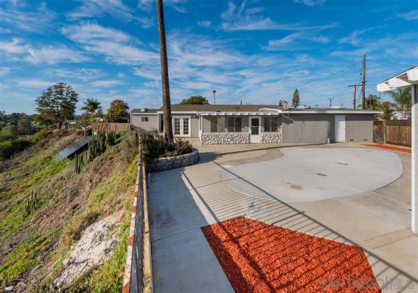 4602 Almayo Ave, San Diego, California, United States 92117, 3 Bedrooms Bedrooms, ,For sale,Almayo Ave,200011161