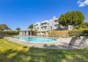 909 Intrepid Ct, Del Mar, California, United States 92014, 2 Bedrooms Bedrooms, ,1 BathroomBathrooms,For sale,Intrepid Ct,200011210