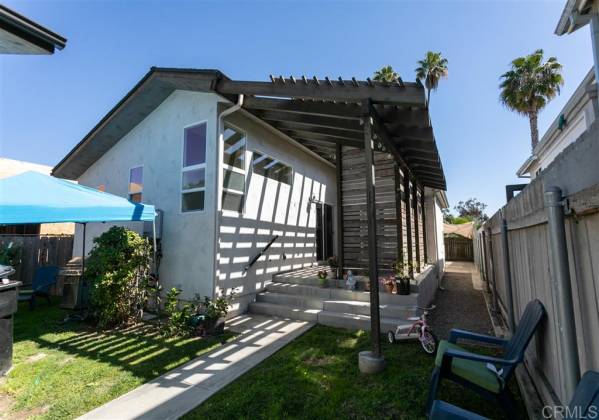 4576 51st St, San Diego, California, United States 92115, 3 Bedrooms Bedrooms, ,For sale,51st St,200011214