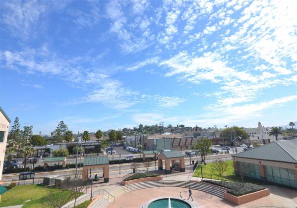 4701 Date Avenue, La Mesa, California, United States 91942, 2 Bedrooms Bedrooms, ,For sale,Date Avenue,200011217