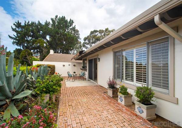 105 Salamanca Court, Solana Beach, California, United States 92075, 3 Bedrooms Bedrooms, ,For sale,Salamanca Court,200011255