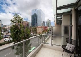 575 6Th Ave, San Diego, California, United States 92101, ,For sale,6Th Ave,200011330