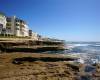 220 Coast Blvd, La Jolla, California, United States 92037, 2 Bedrooms Bedrooms, ,For sale,Coast Blvd,200011406