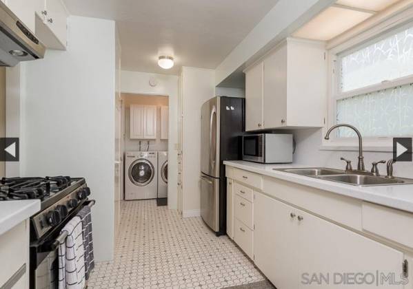 4437 41St St, San Diego, California, United States 92116, 2 Bedrooms Bedrooms, ,For sale,41St St,200011427