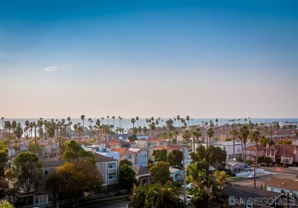 401 N Coast Hwy, Oceanside, California, United States 92054, 3 Bedrooms Bedrooms, ,For sale,N Coast Hwy,200011434