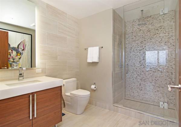 888 E Street, San Diego, California, United States 92101, 2 Bedrooms Bedrooms, ,1 BathroomBathrooms,For sale,E Street,200011453