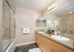 3812 Park Blvd., San Diego, California, United States 92103, 2 Bedrooms Bedrooms, ,1 BathroomBathrooms,For sale,Park Blvd.,200011471