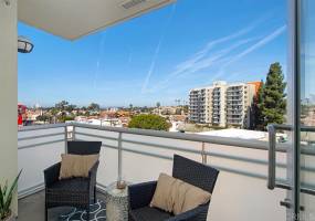 3812 Park Blvd., San Diego, California, United States 92103, 2 Bedrooms Bedrooms, ,1 BathroomBathrooms,For sale,Park Blvd.,200011471