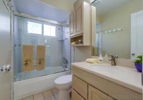 805 Beachfront Dr, Solana Beach, California, United States 92075, 2 Bedrooms Bedrooms, ,For sale,Beachfront Dr,200011498