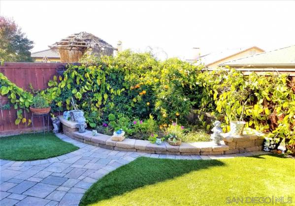 1696 Via Hacienda Ct, San Marcos, California, United States 92069, 3 Bedrooms Bedrooms, ,1 BathroomBathrooms,For sale,Via Hacienda Ct,200011587