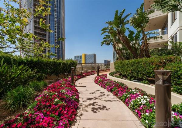 700 E St, san diego, California, United States 92101, 2 Bedrooms Bedrooms, ,For sale,E St,200011717