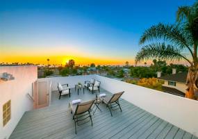 643 Rosemont St., La Jolla, California, United States 92037, 3 Bedrooms Bedrooms, ,For sale,Rosemont St.,200011746