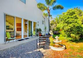 643 Rosemont St., La Jolla, California, United States 92037, 3 Bedrooms Bedrooms, ,For sale,Rosemont St.,200011746