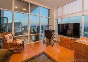 550 Front St, San Diego, California, United States 92101, 3 Bedrooms Bedrooms, ,1 BathroomBathrooms,For sale,Front St,200011751