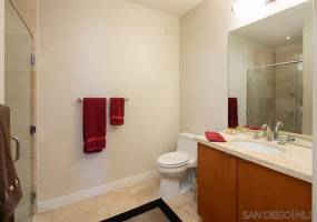 550 Front St, San Diego, California, United States 92101, 3 Bedrooms Bedrooms, ,1 BathroomBathrooms,For sale,Front St,200011751