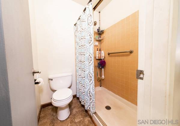 23734 Gymkhana, Ramona, California, United States 92065, 3 Bedrooms Bedrooms, ,1 BathroomBathrooms,For sale,Gymkhana,200006403