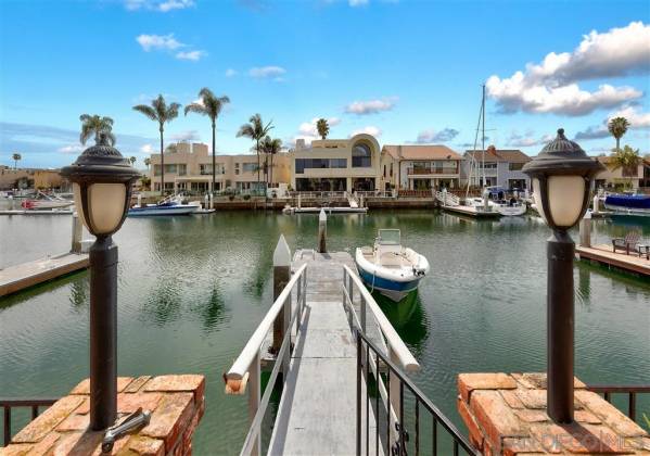 28 Sandpiper Strand, Coronado, California, United States 92118, 4 Bedrooms Bedrooms, ,1 BathroomBathrooms,For sale,Sandpiper Strand,200010355