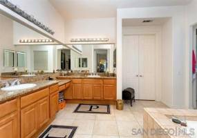 26138 Wyndemere Ct, Escondido, California, United States 92026, 4 Bedrooms Bedrooms, ,1 BathroomBathrooms,For sale,Wyndemere Ct,200003630