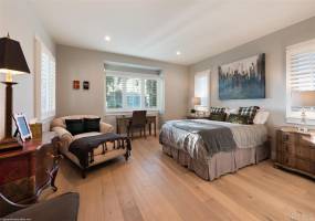 5621 Beaumont Ave, La Jolla, California, United States 92037, 4 Bedrooms Bedrooms, ,For sale,Beaumont Ave,200005962