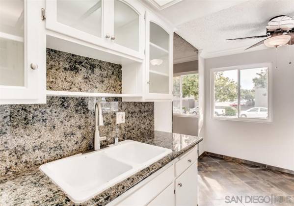 1740 Roosevelt Ave, San Diego, California, United States 92109, 1 Bedroom Bedrooms, ,For sale,Roosevelt Ave,200009906