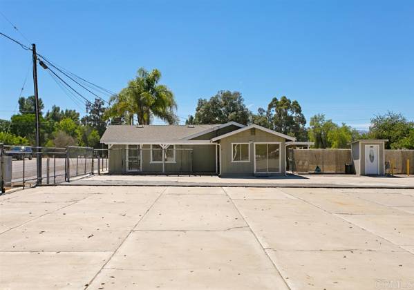 323 Hunter, Ramona, California, United States 92065, 3 Bedrooms Bedrooms, ,1 BathroomBathrooms,For sale,Hunter,200001195