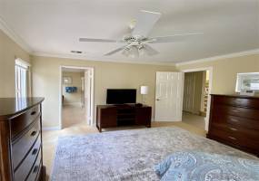 32 Mardi Gras Rd, Coronado, California, United States 92118, 3 Bedrooms Bedrooms, ,1 BathroomBathrooms,For sale,Mardi Gras Rd,190055325