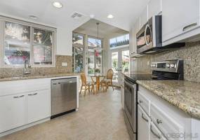 32 Mardi Gras Rd, Coronado, California, United States 92118, 3 Bedrooms Bedrooms, ,1 BathroomBathrooms,For sale,Mardi Gras Rd,190055325