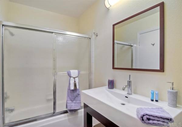 746 Sierra Ave, Solana Beach, California, United States 92075, 2 Bedrooms Bedrooms, ,1 BathroomBathrooms,For sale,Sierra Ave,190065714