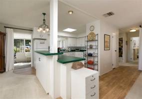 444 El Camino Real, Encinitas, California, United States 92024, 2 Bedrooms Bedrooms, ,For sale,El Camino Real,200011481