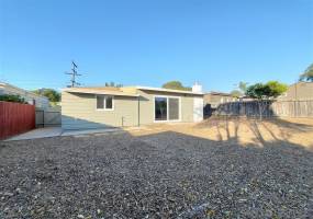 1807 Ensenada St, Lemon Grove, California, United States 91945, 3 Bedrooms Bedrooms, ,For sale,Ensenada St,200006519