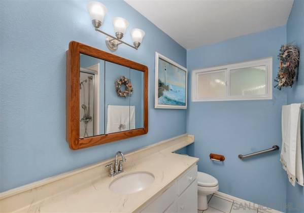 3706 Hickory Way, Oceanside, California, United States 92057, 2 Bedrooms Bedrooms, ,For sale,Hickory Way,200003944