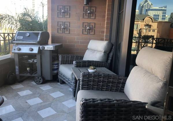 500 Harbor Drive, San Diego, California, United States 92101, 1 Bedroom Bedrooms, ,For sale,Harbor Drive,200011479