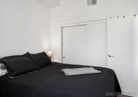 889 Date Street, San Diego, California, United States 92101, 1 Bedroom Bedrooms, ,For sale,Date Street,200011857