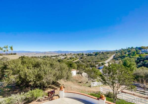 17522 Rancho de Carole, Ramona, California, United States 92065, 3 Bedrooms Bedrooms, ,1 BathroomBathrooms,For sale,Rancho de Carole,200005897