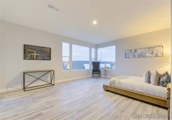 1255 Cypress Ave, Imperial Beach, California, United States 91932, 4 Bedrooms Bedrooms, ,For sale,Cypress Ave,200010895