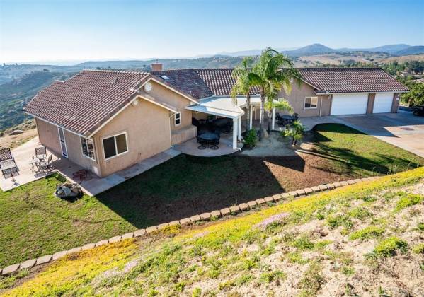 24929 Agrarian Rd, Ramona, California, United States 92065, 4 Bedrooms Bedrooms, ,For sale,Agrarian Rd,200009935