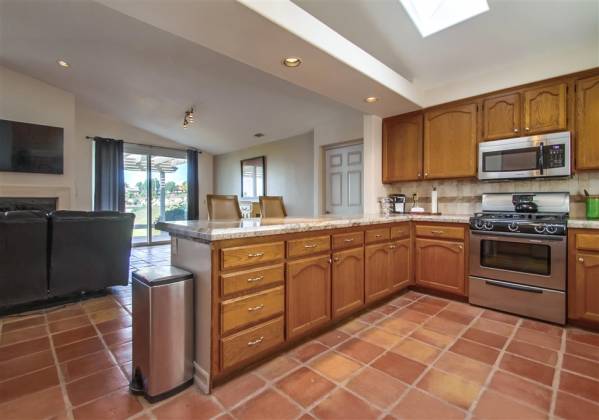 757 Mason Circle, Vista, California, United States 92084, 5 Bedrooms Bedrooms, ,For sale,Mason Circle,200010816