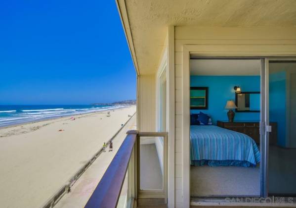 3755 Ocean Front Walk, San Diego, California, United States 92109, 2 Bedrooms Bedrooms, ,For sale,Ocean Front Walk,190065152