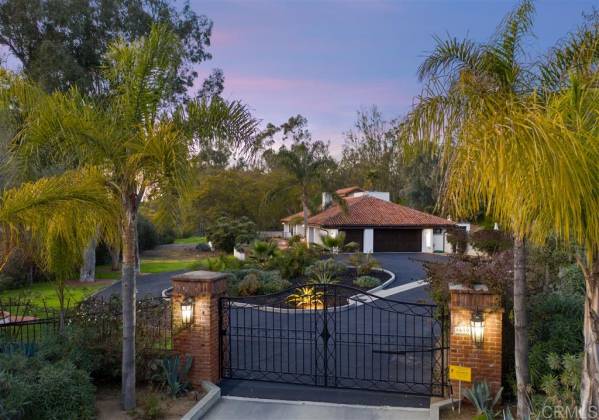 4610 El Nido, Rancho Santa Fe, California, United States 92067, 5 Bedrooms Bedrooms, ,1 BathroomBathrooms,For sale,El Nido,200007642